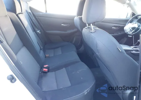 2021 Nissan Sentra Sv Xtronic Cvt z USA, uszkodzony, nr VIN 3N1AB8CV1MY293586